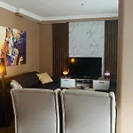 דירה Sisli Osmanbey Taksim Large Terrace, Quietness And Space *