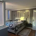 Sisli Osmanbey Taksim Large Terrace, Quietness And Space דירה *