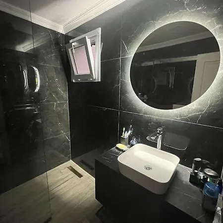 Sisli Osmanbey Taksim Large Terrace, Quietness And Space *