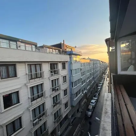 Sisli Osmanbey Taksim Large Terrace, Quietness And Space *